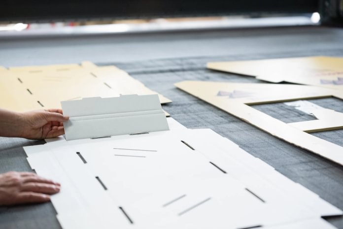 Stendų displėjų projektavimas
